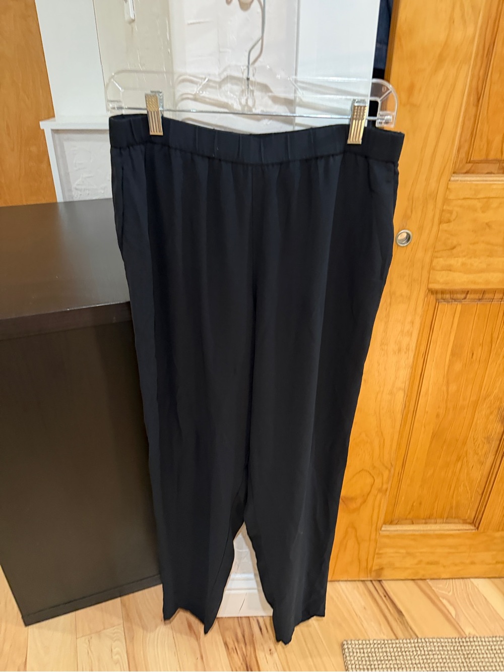 Eileen Fisher 100% silk Black Straight-Leg Pull-On Trousers